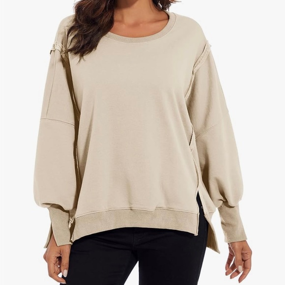 NWT Women’s Oversized Sweatshirt Casual Side Split Hem Boyfriend Pullover SZ: M - Picture 3 of 4